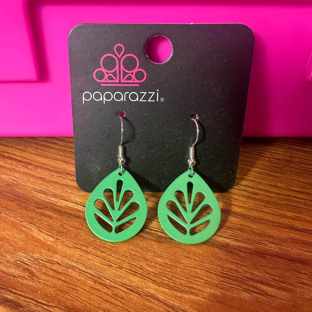 Paparazzi Teal Leaf Earrings drop dangle